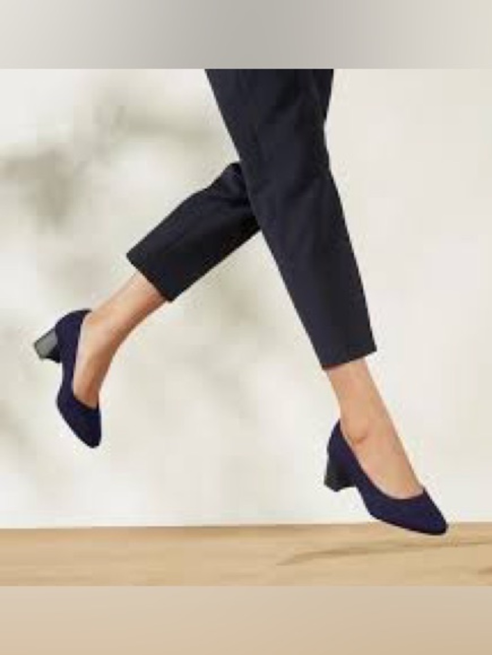 Vivaia navy Tamia blocked heel pump shoes